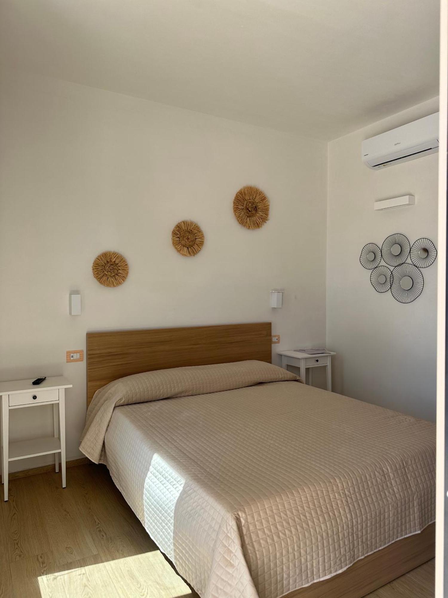 Lizzanello Li Mori Rooms מראה חיצוני תמונה