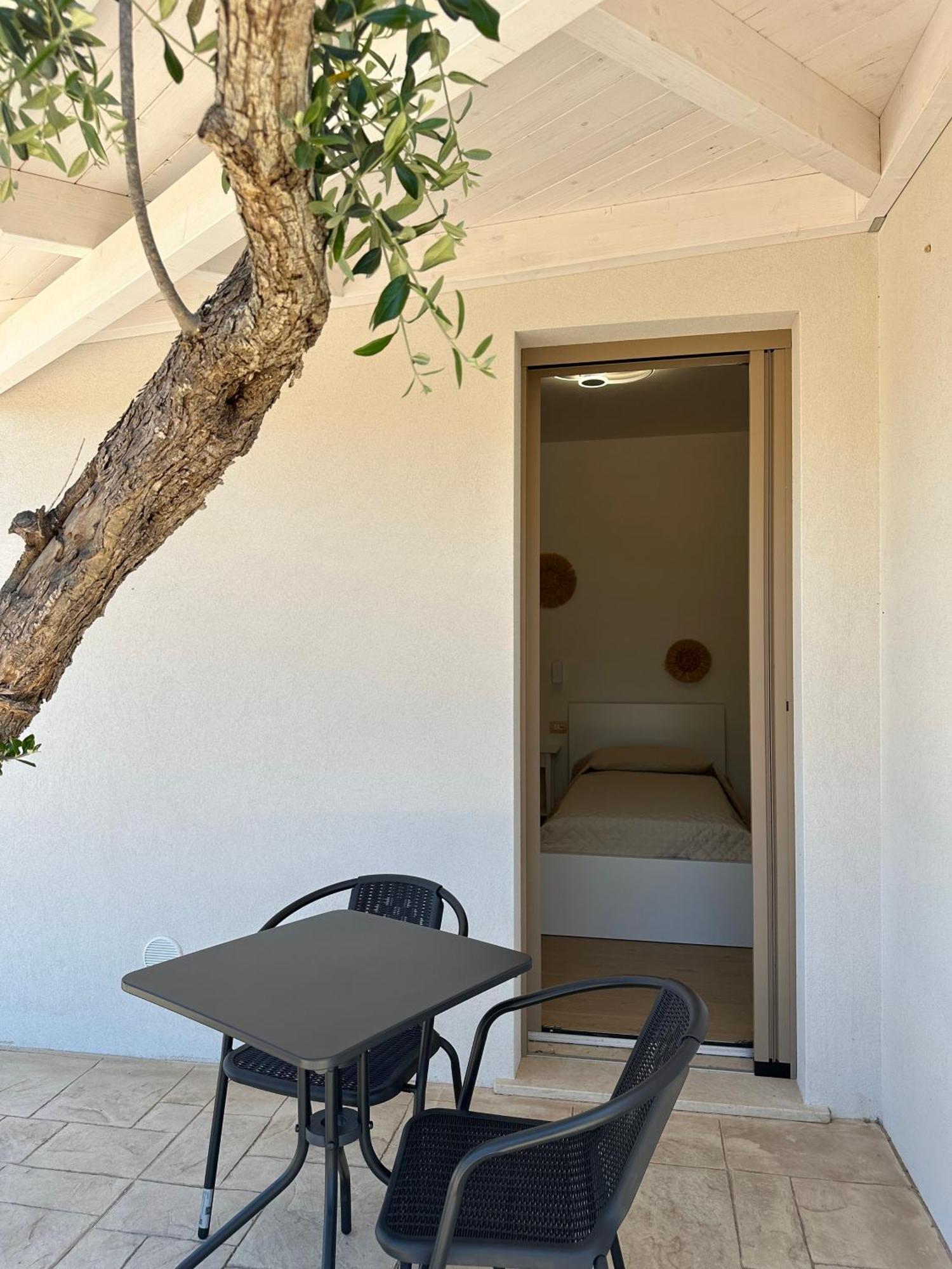 Lizzanello Li Mori Rooms מראה חיצוני תמונה